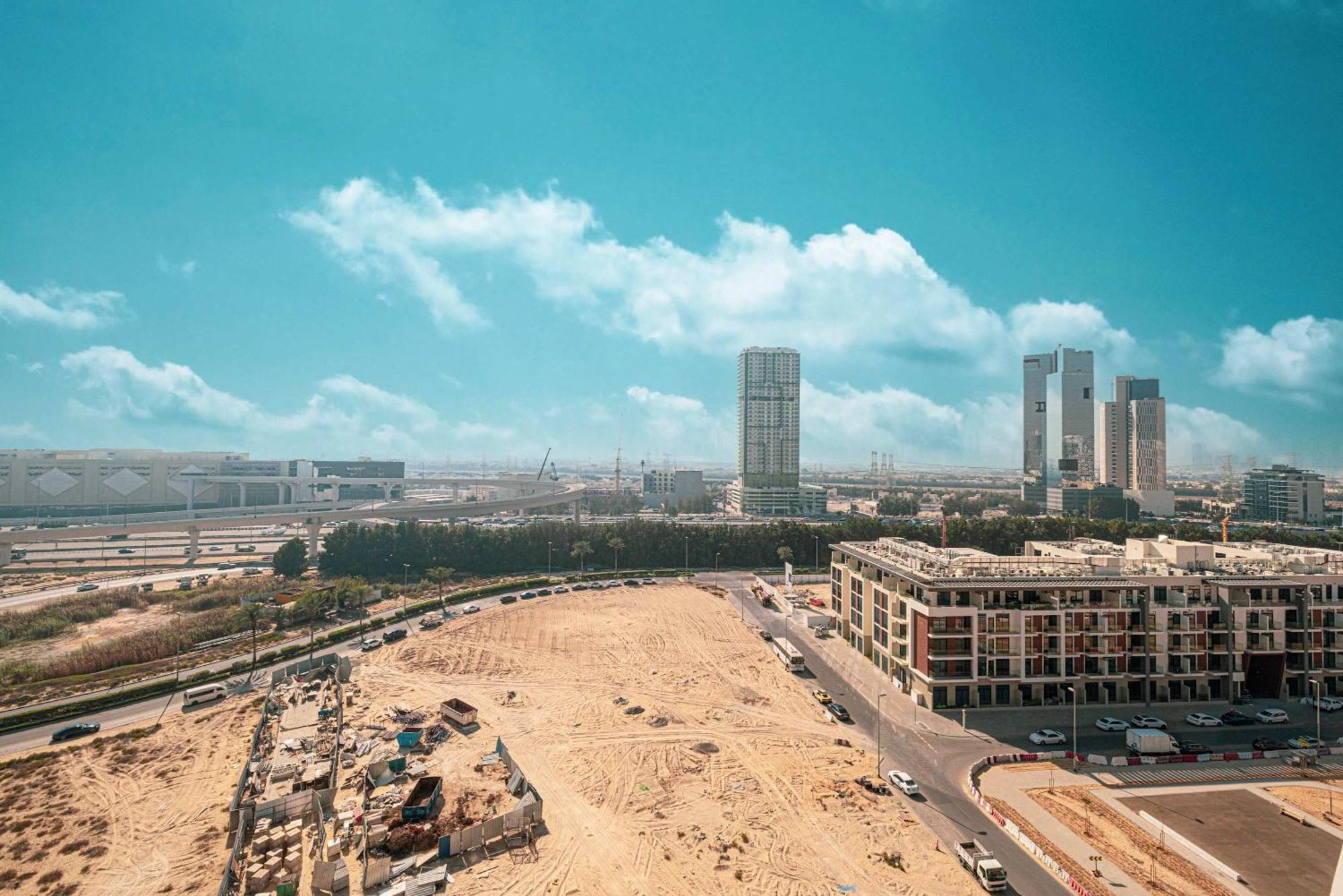 Spacious 1br With Modern Amenities In Westwood Grande Jvc * Dubai